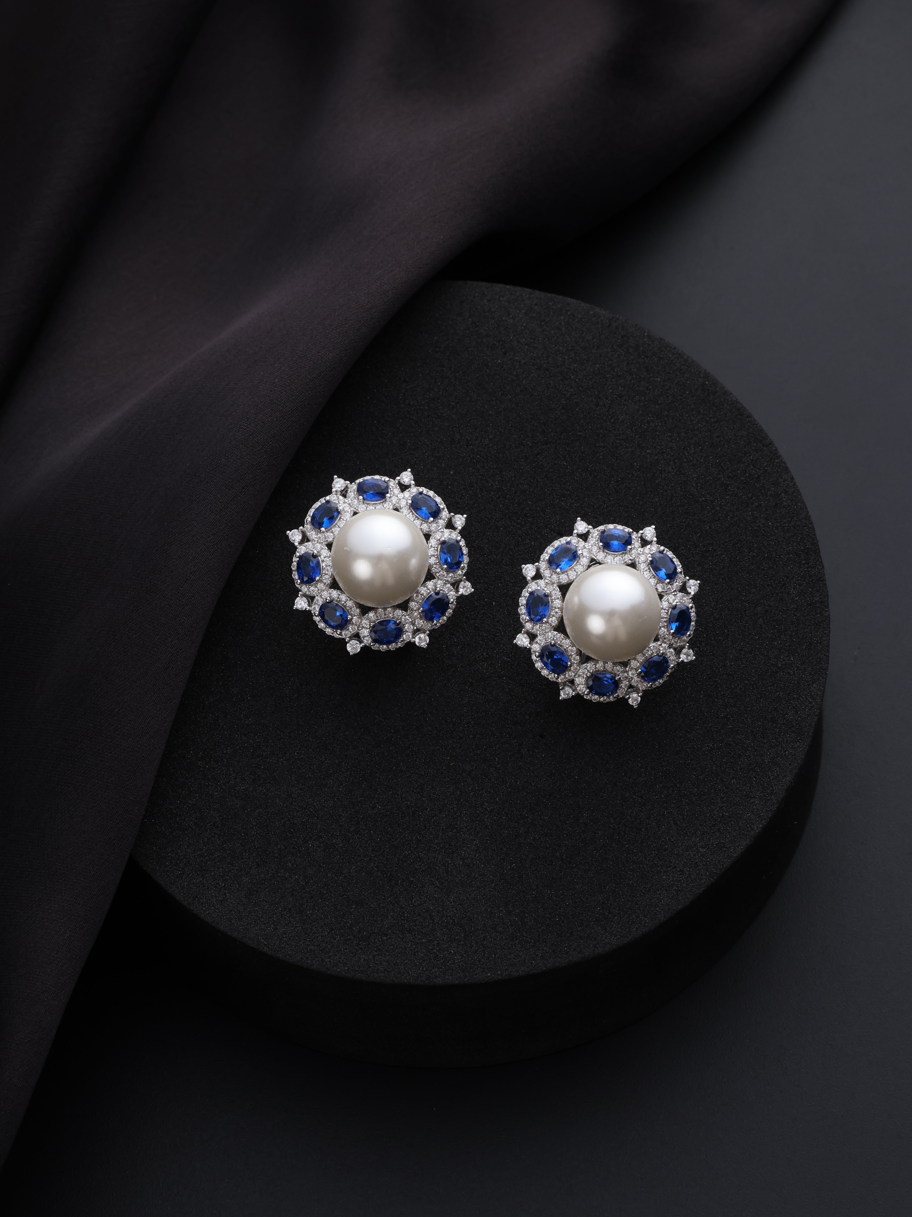 Royal Pearl Studs