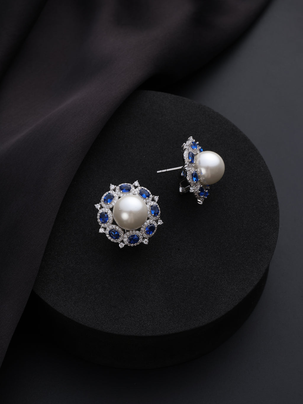 Royal Pearl Studs