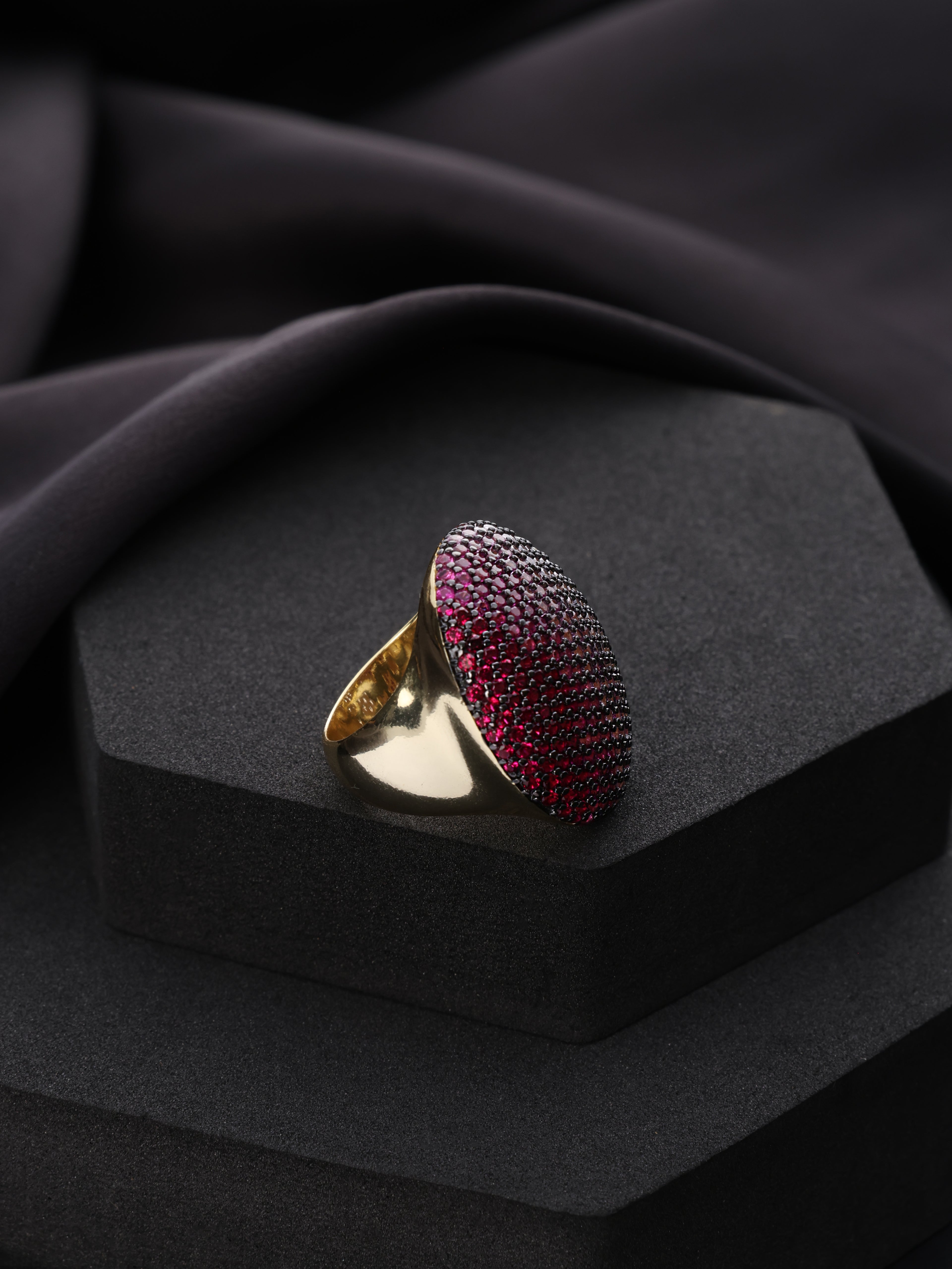 Scarlet Majesty Ring