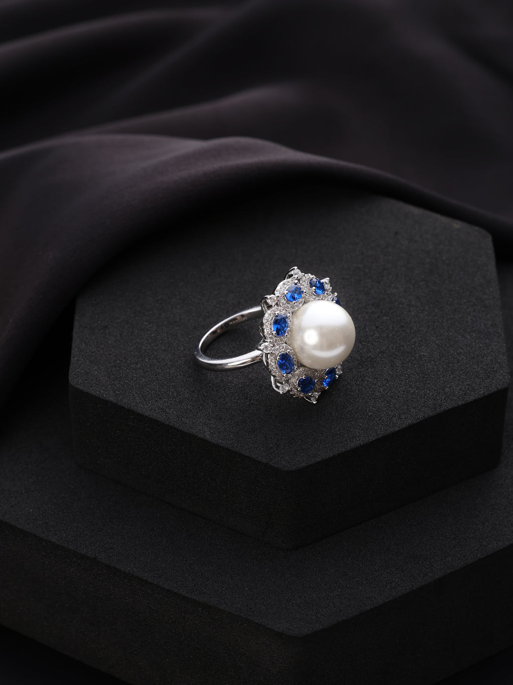 Royal Pearl Ring