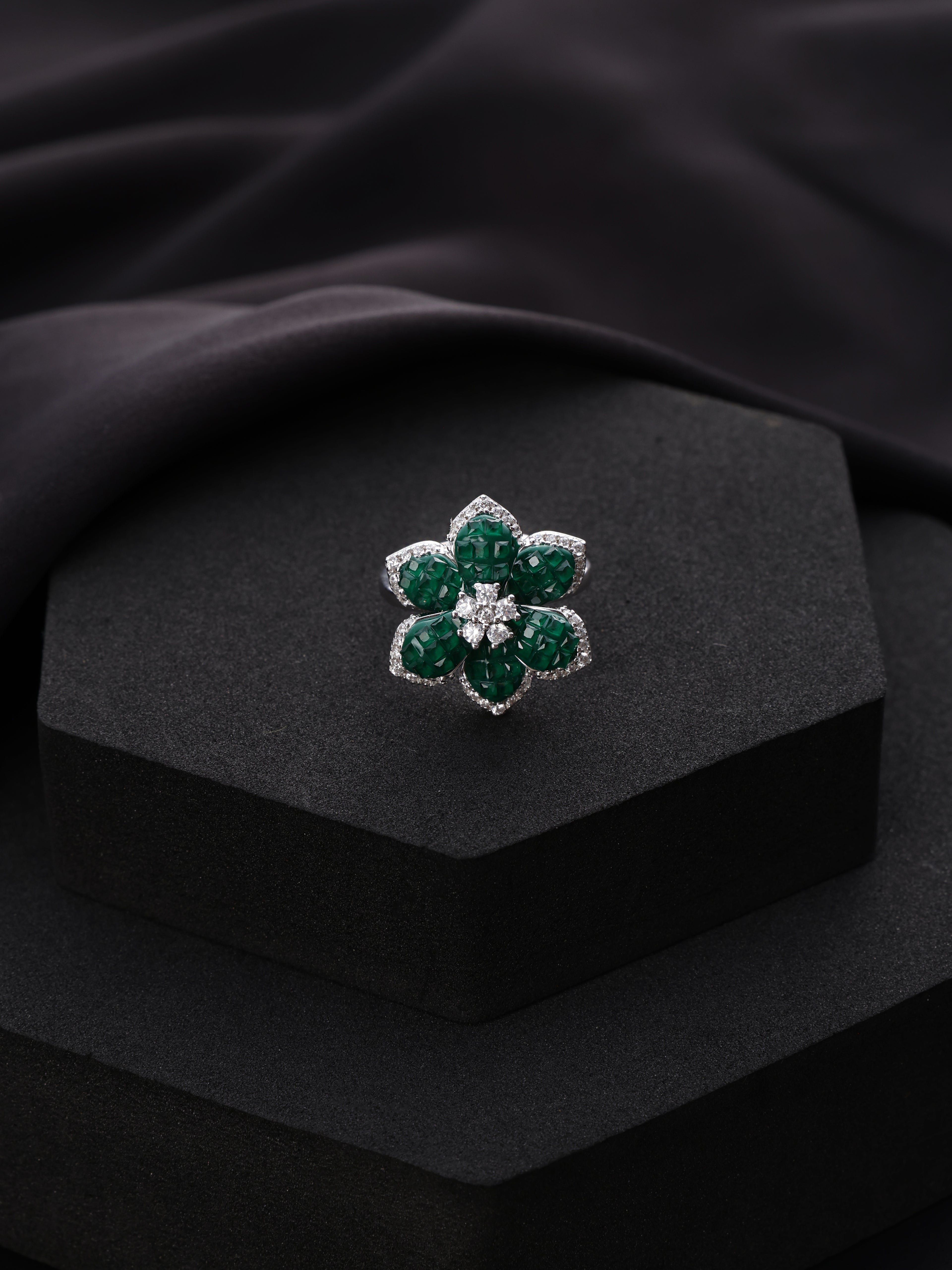 Emerald Flower Ring