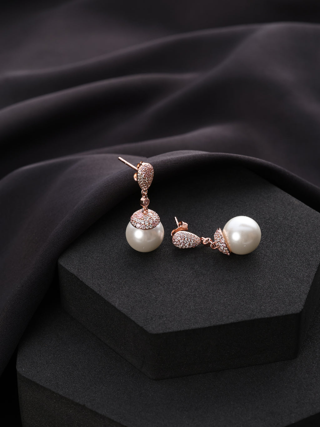 Pearl Kiss Drops