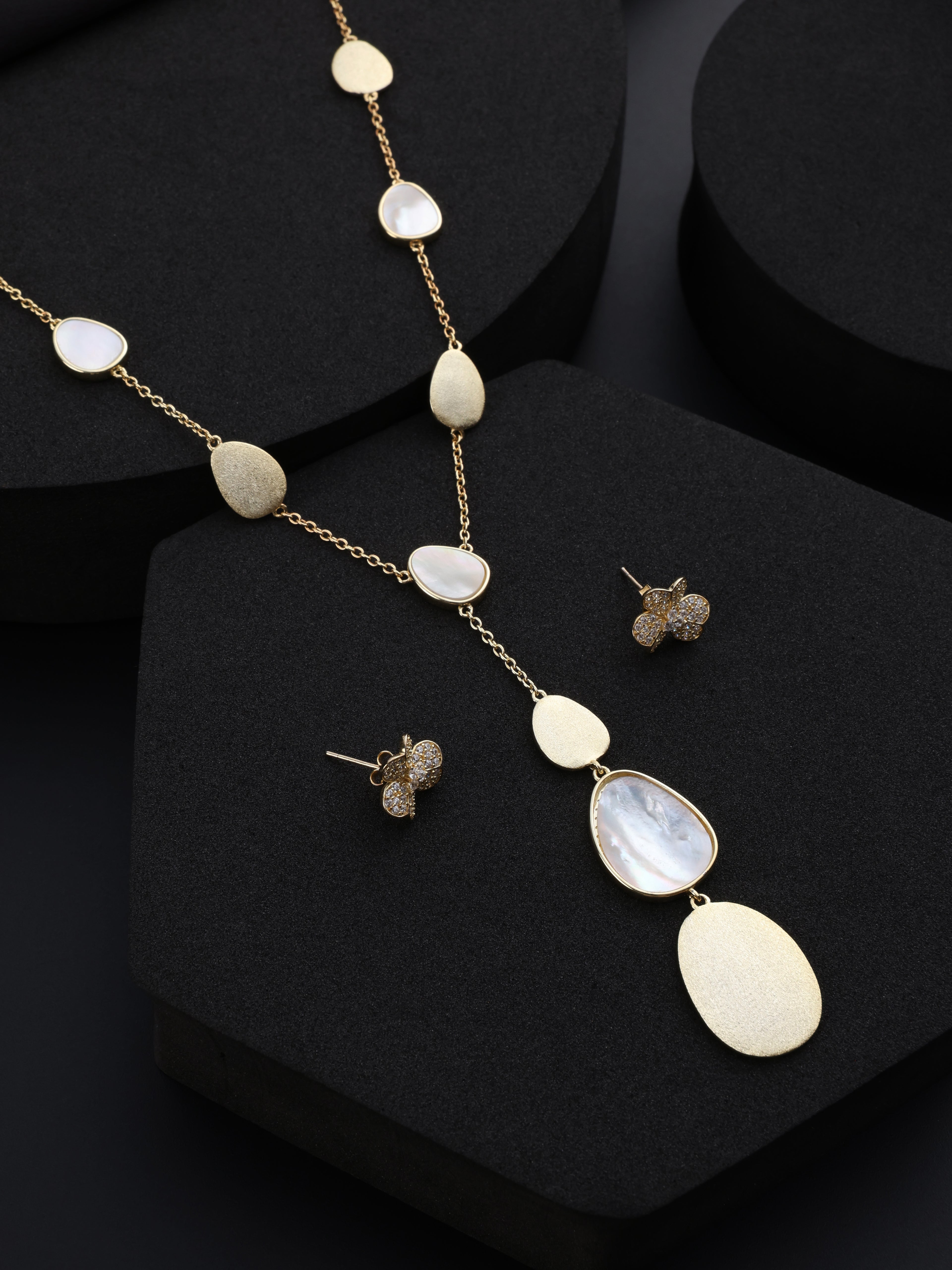 Oval Grace Chain Set