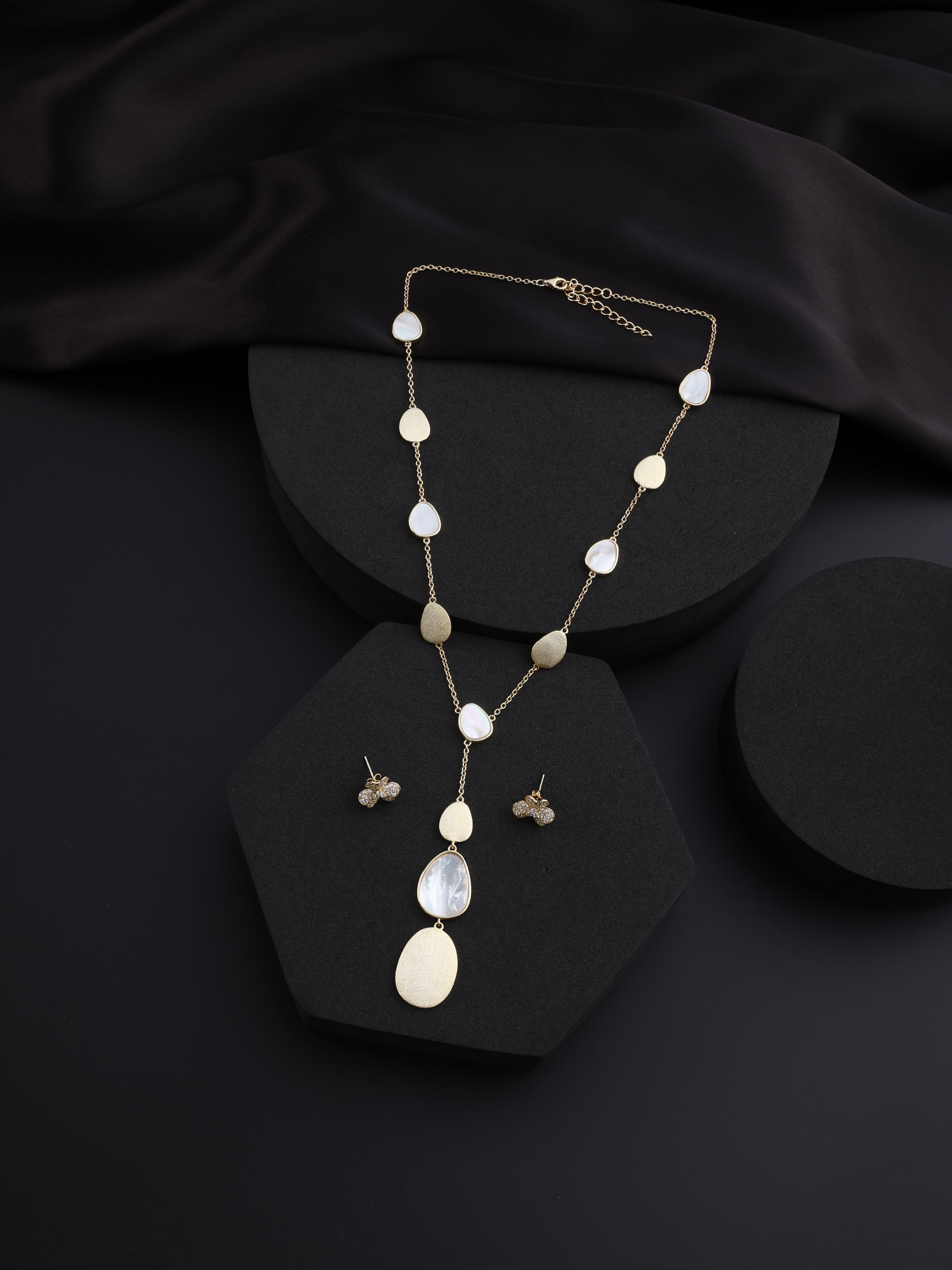Oval Grace Chain Set