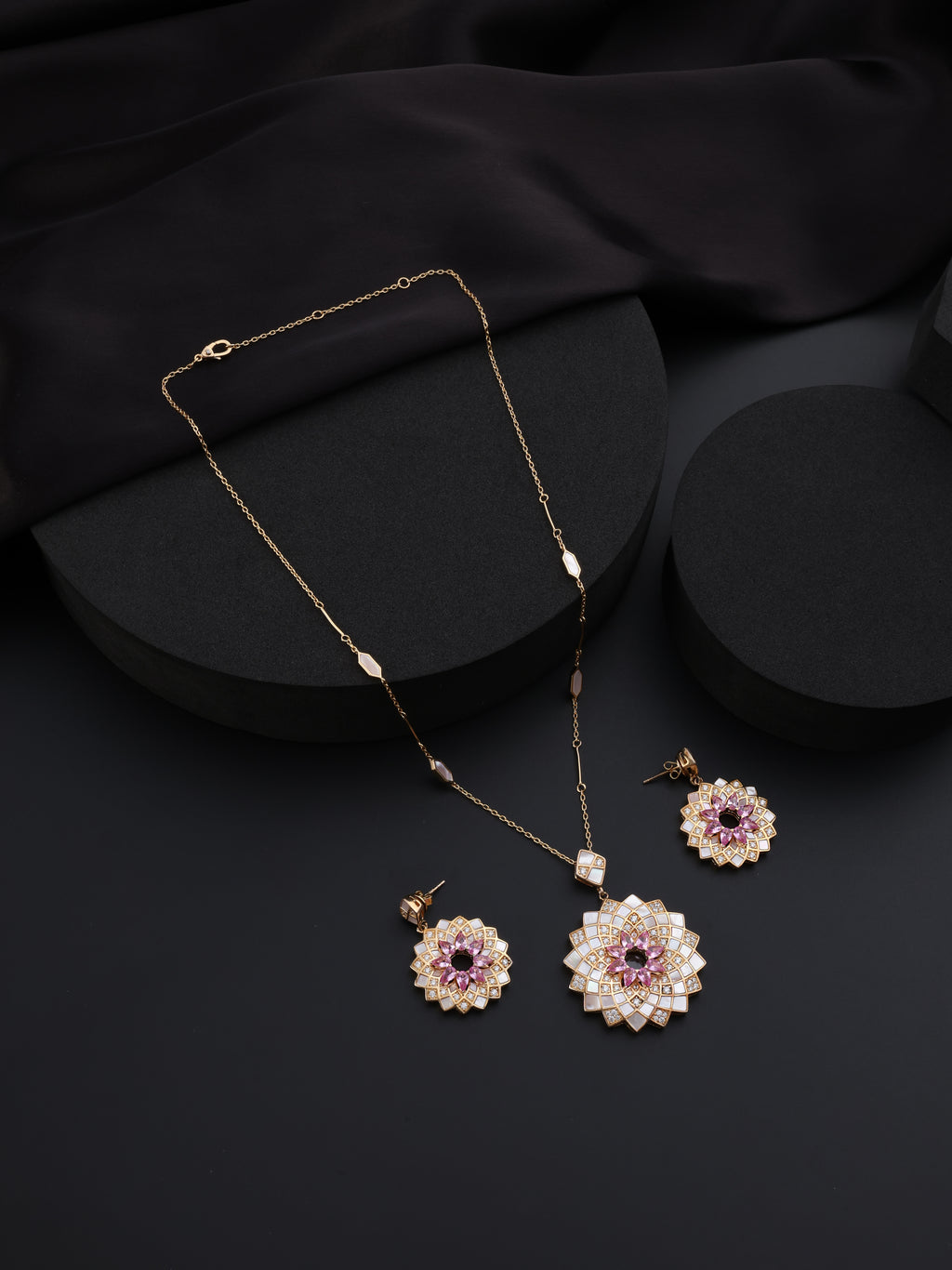 Floral Radiance Pendant Set