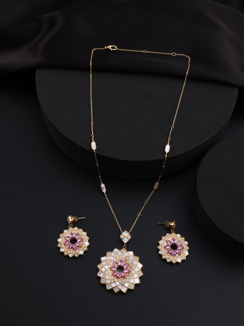Floral Radiance Pendant Set