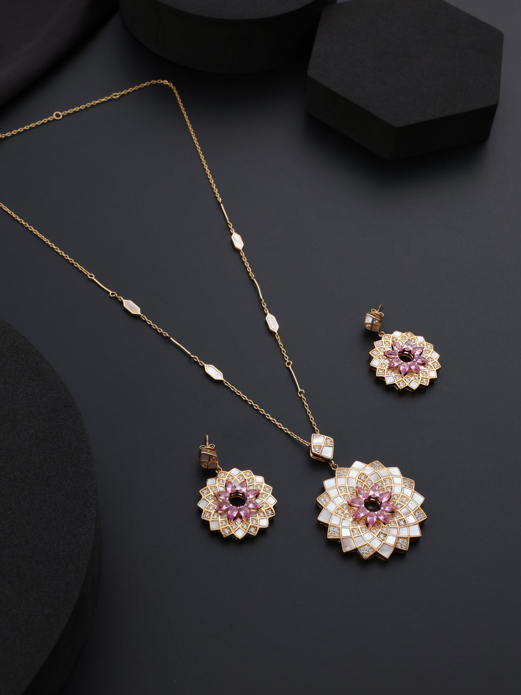 Floral Radiance Pendant Set