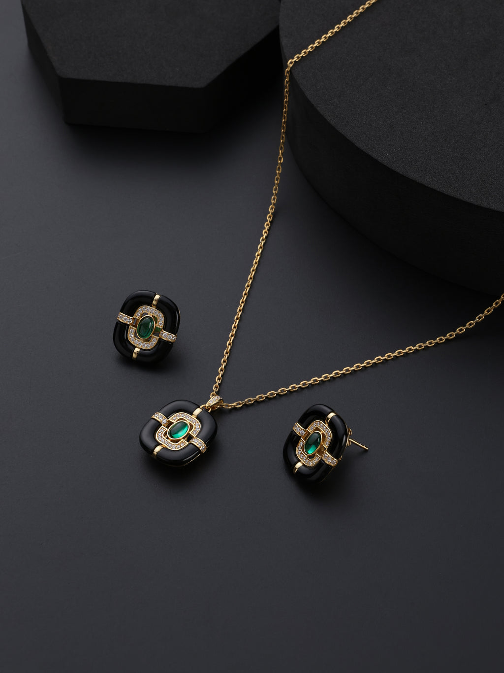 Black Aura Pendant Set