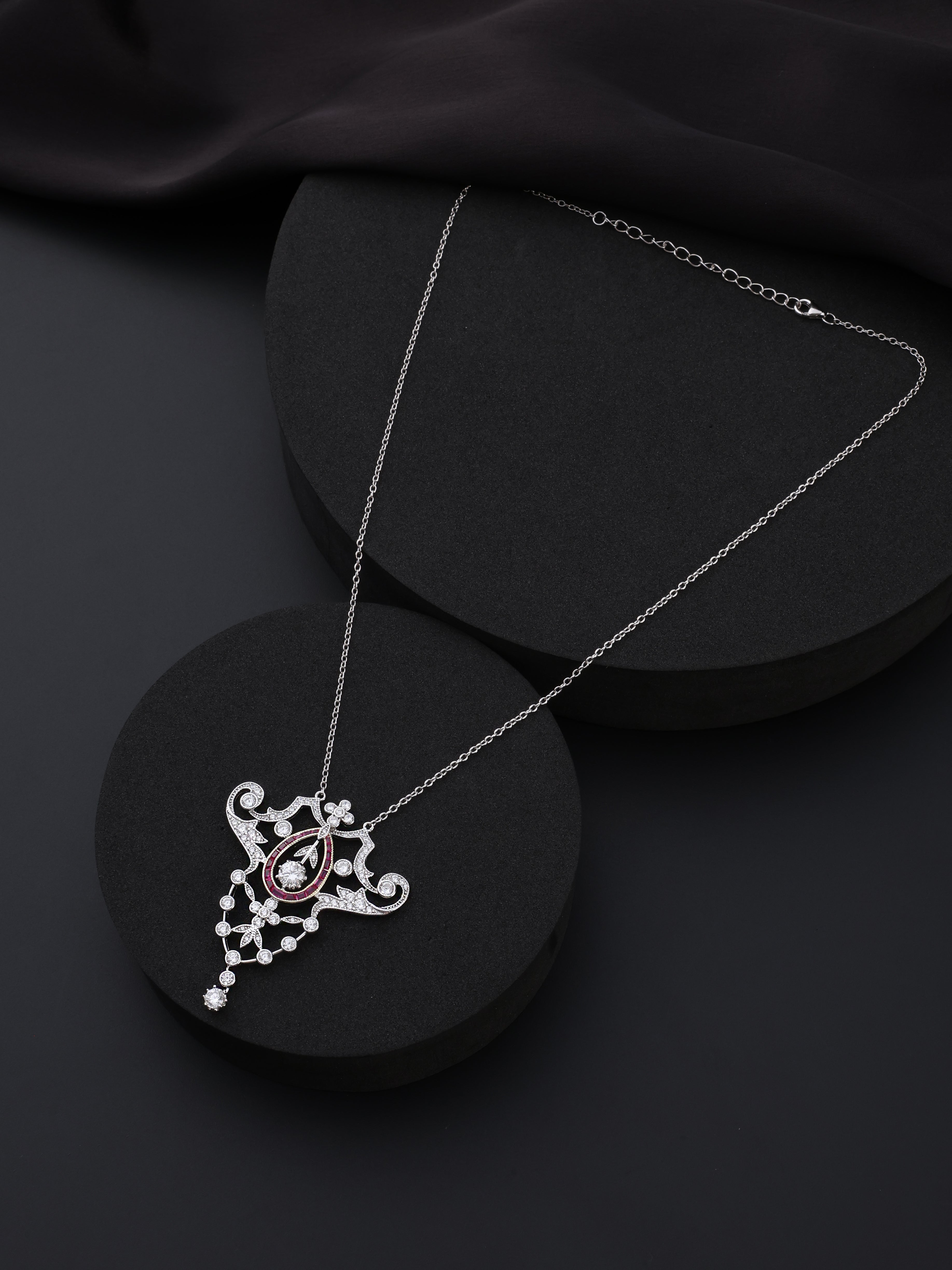Signature Love Pendant Chain