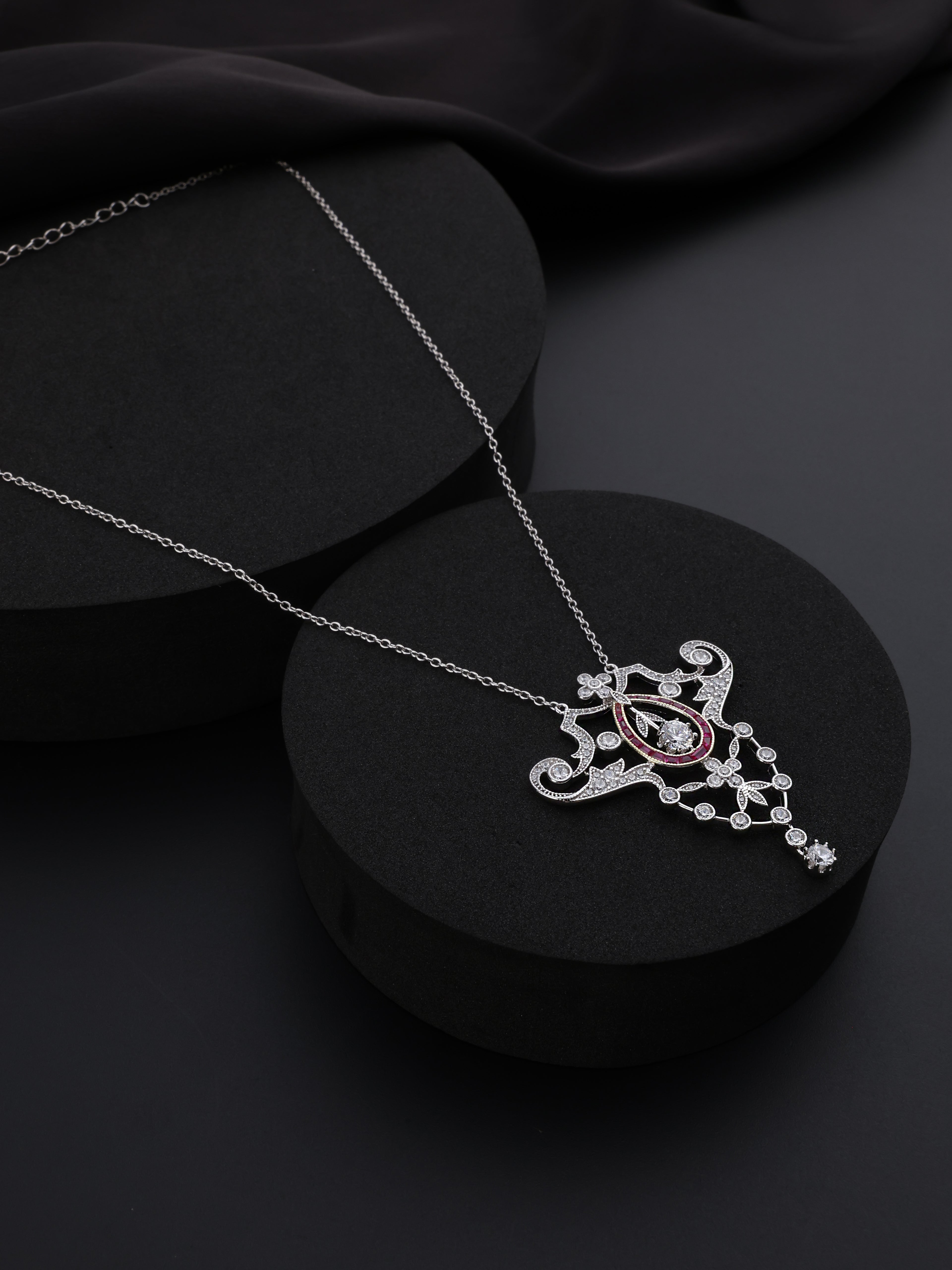 Signature Love Pendant Chain