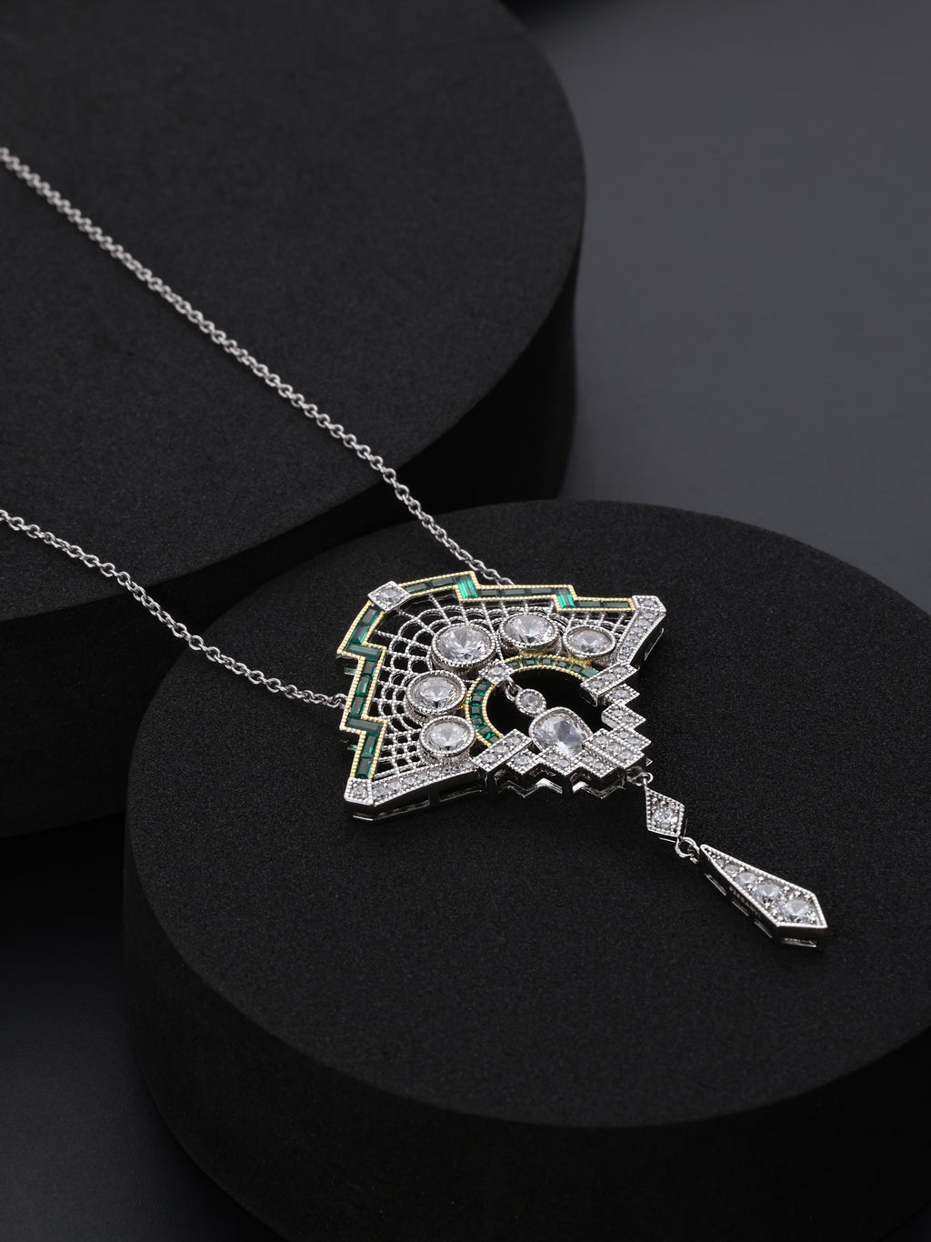 Prism Edge Pendant Chain
