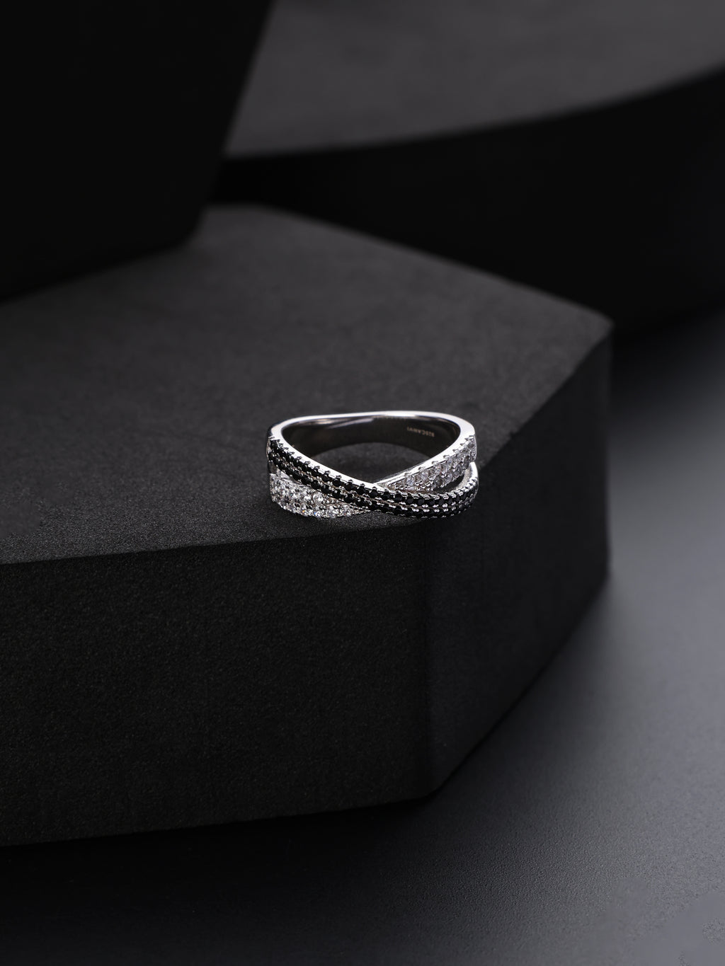 Dual Curve Band