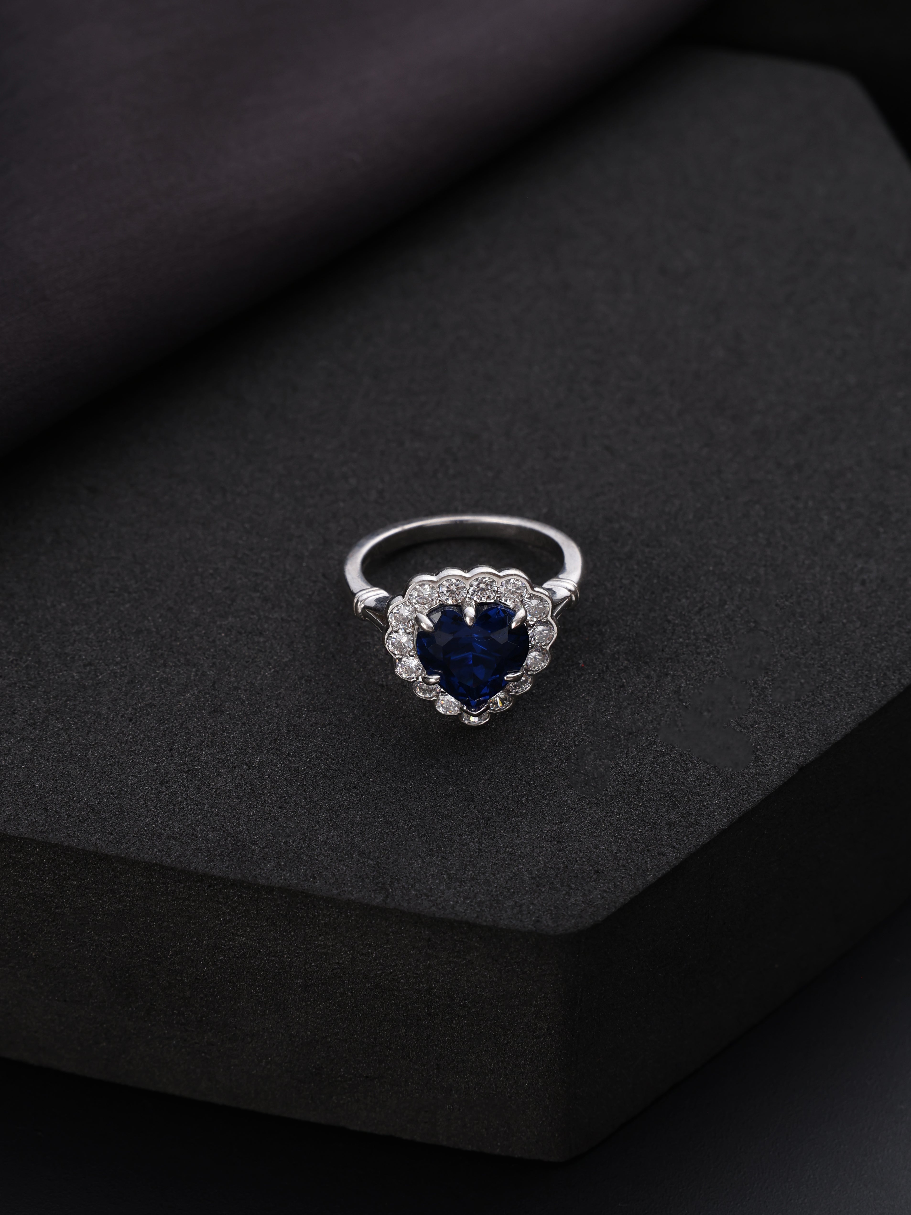Midnight Heart Ring
