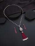 Glamourous Grace Tassel Set
