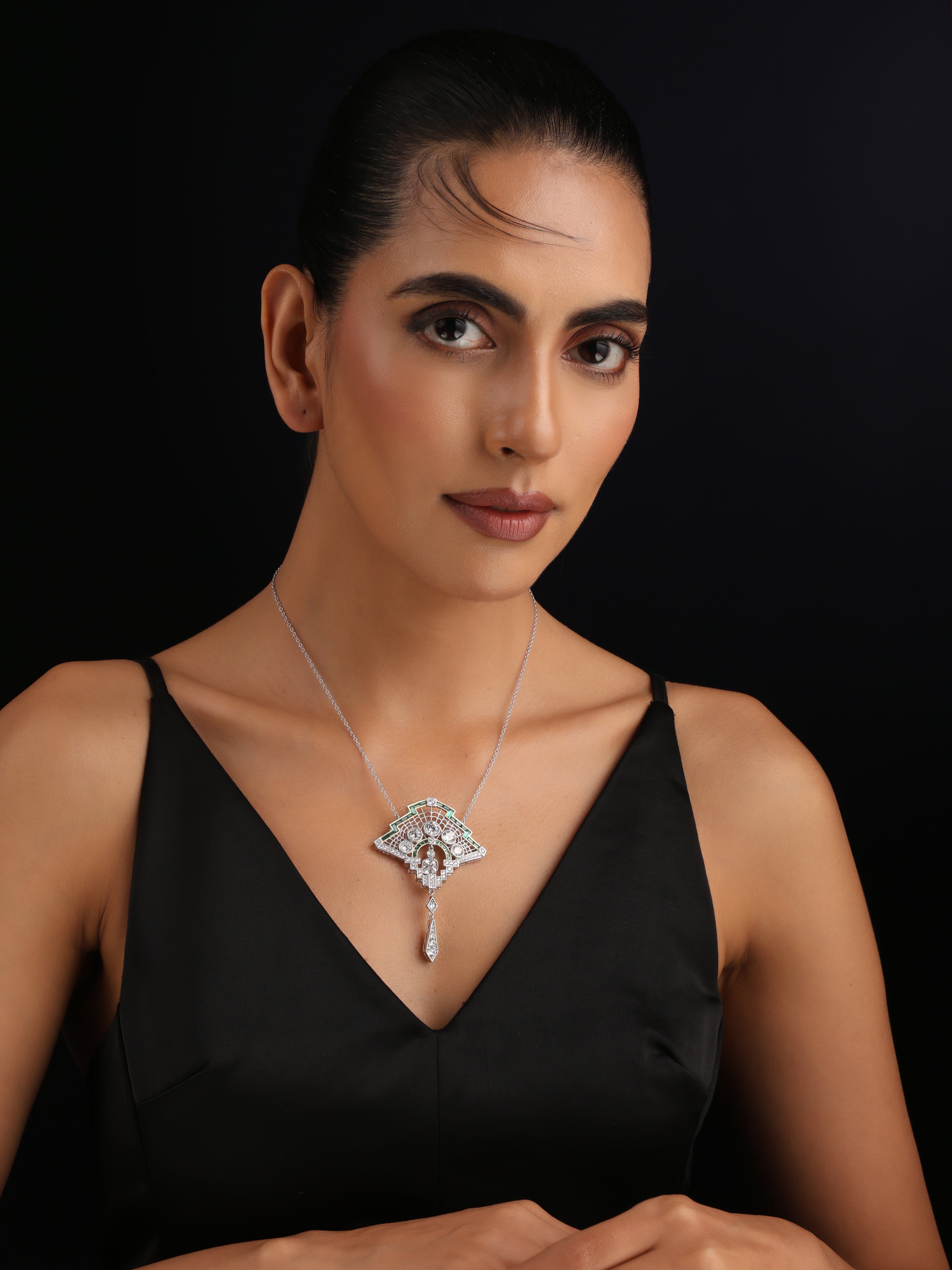 Prism Edge Pendant Chain