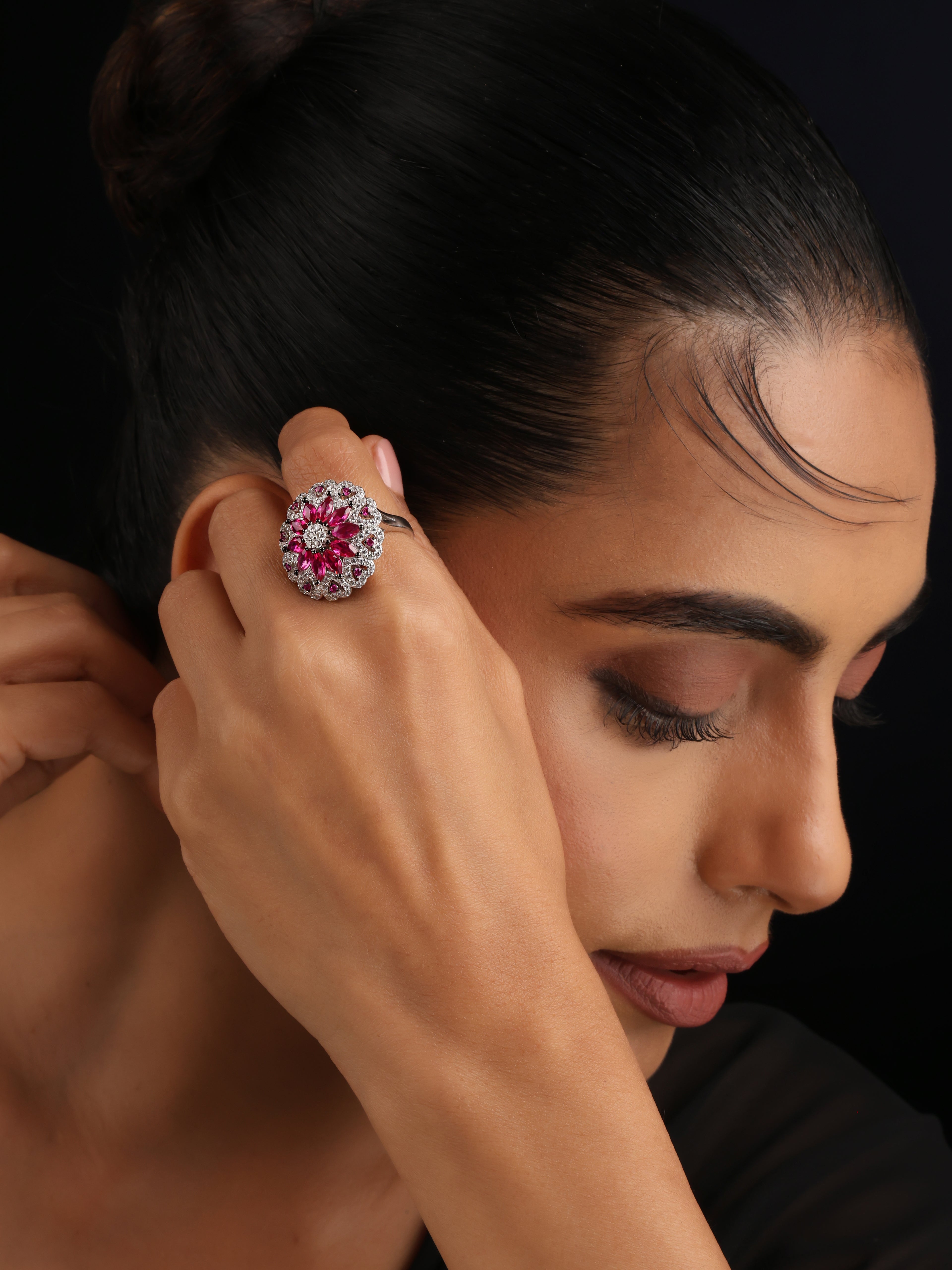 Gulabi Pushp Ring